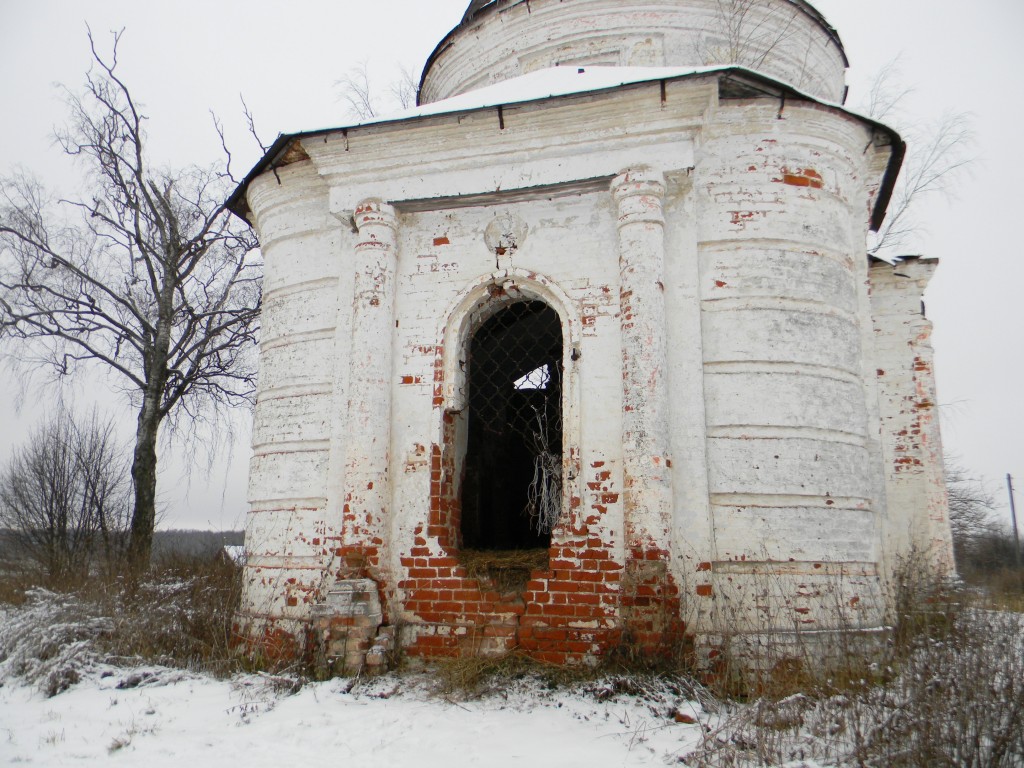 Церковь Николая Чудотворца, Филипково (Комсомольский район, Ивановская область). архитектурные детали, Восточный фасад апсиды