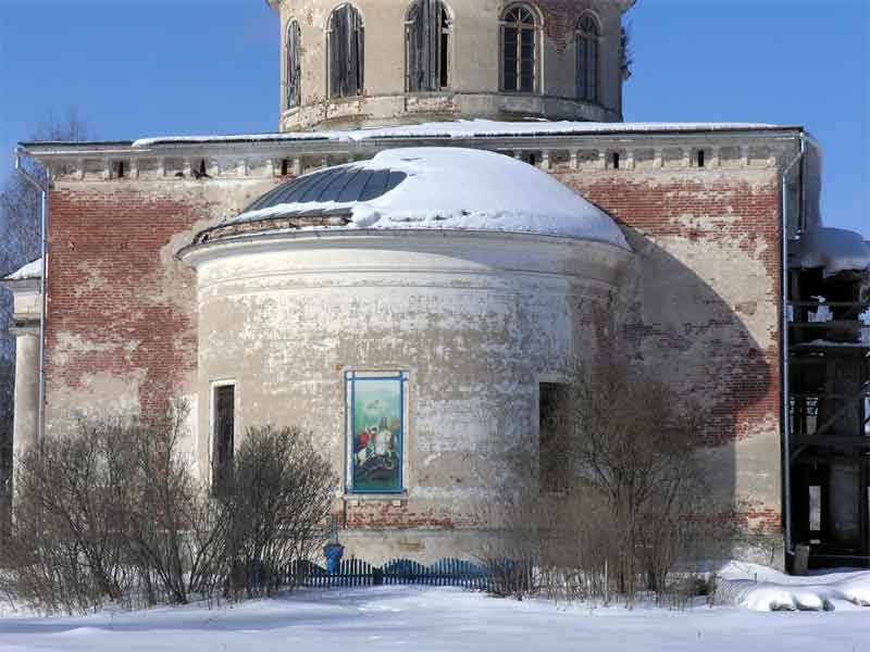Церковь Георгия Победоносца, Юрьевское (Старицкий район, Тверская область). архитектурные детали