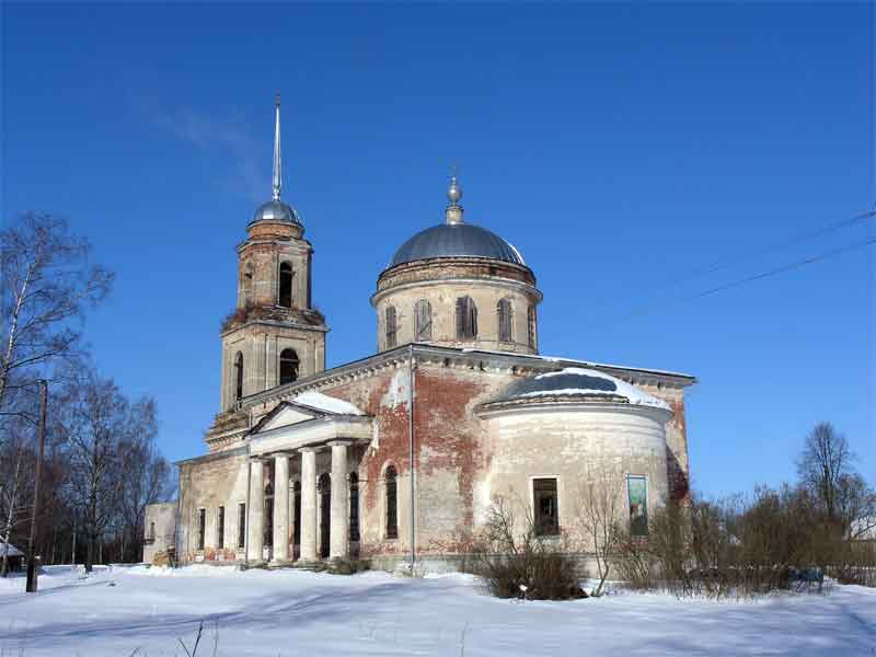 Юрьевское. Церковь Георгия Победоносца. фасады, Вид храма с южной стороны