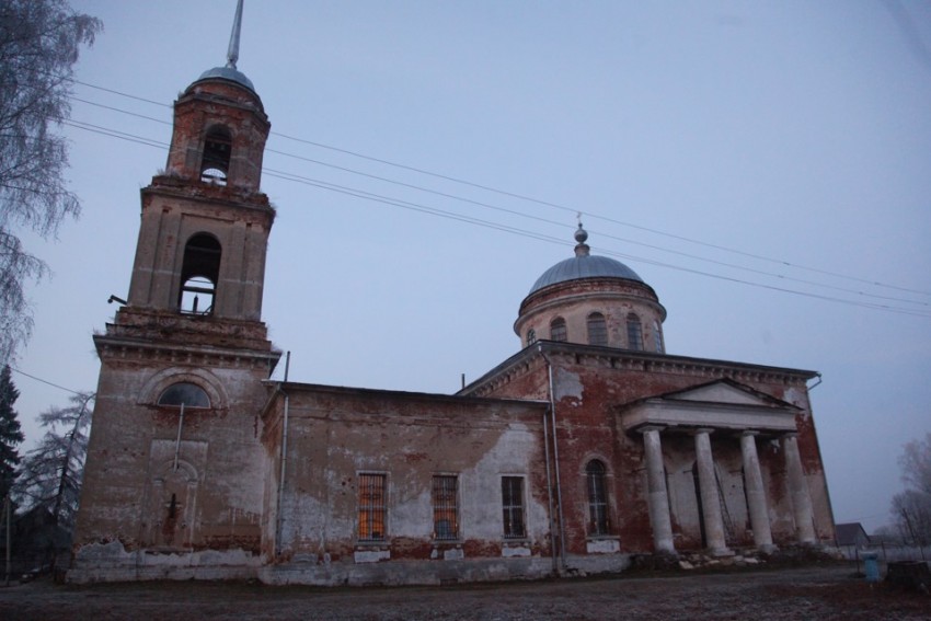 Церковь Георгия Победоносца, Юрьевское (Старицкий район, Тверская область). фасады