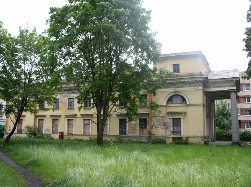Церковь Воздвижения Креста Господня, Кронштадт (Санкт-Петербург, Кронштадтский район, г. Санкт-Петербург). общий вид в ландшафте