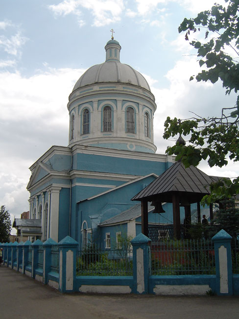 Церковь Троицы Живоначальной, Озёры (Озёрский городской округ, Московская область). фасады