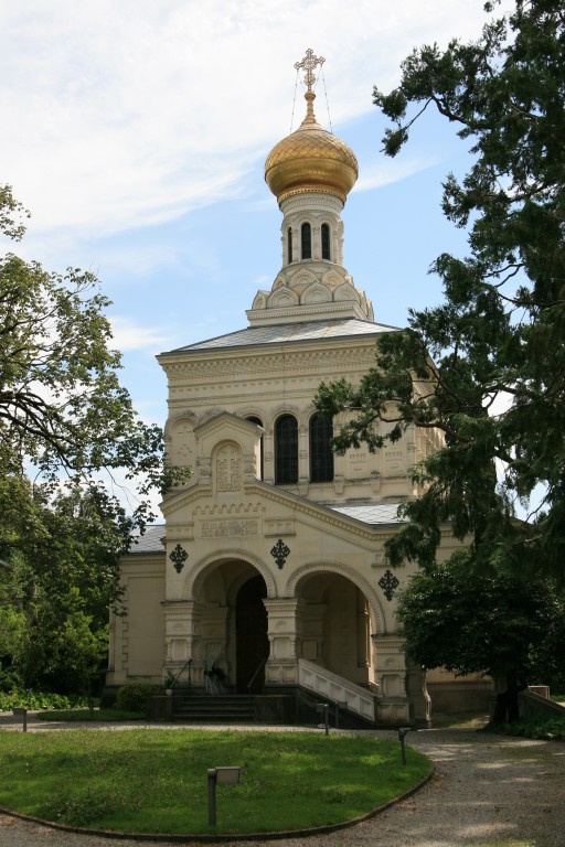 Веве. Церковь Варвары великомученицы. фасады