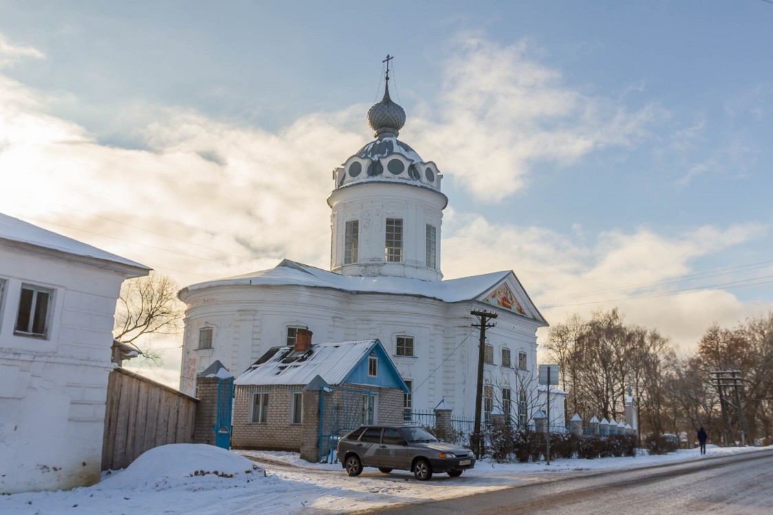 Писцово. Церковь Рождества Пресвятой Богородицы. фасады