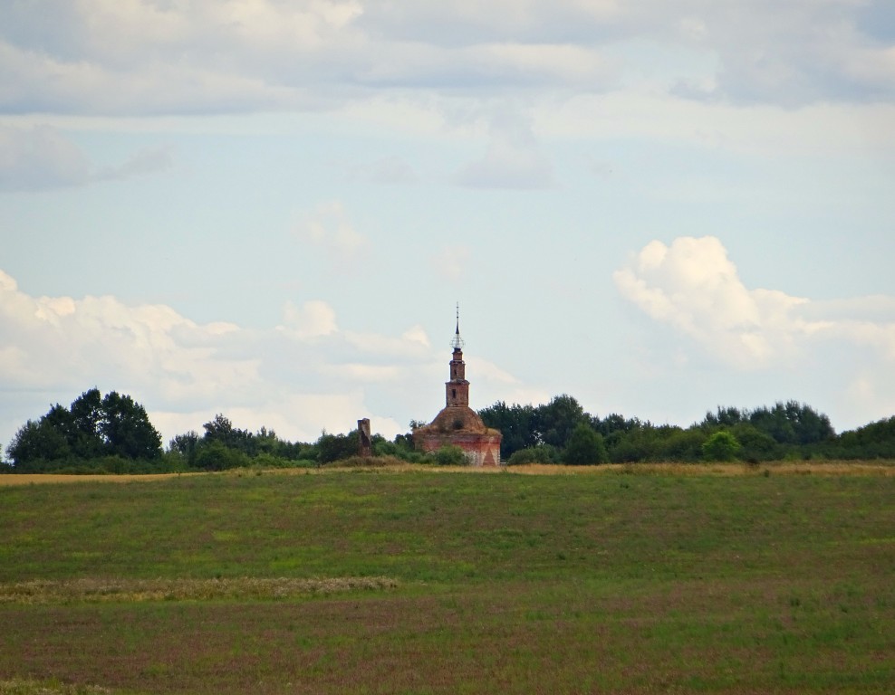 Церковь Космы и Дамиана, Семёновское-Советское (Суздальский район, Владимирская область). общий вид в ландшафте