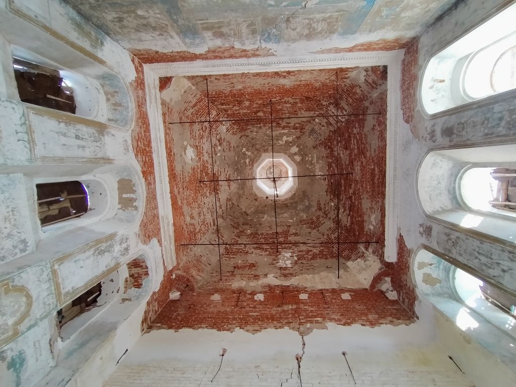 Церковь Космы и Дамиана, Семёновское-Советское (Суздальский район, Владимирская область). интерьер и убранство