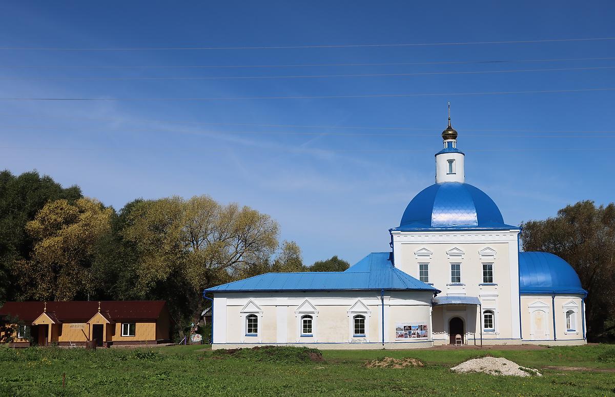 Вид с юга, фасады. Церковь Покрова Пресвятой Богородицы, Новокаменское (Суздальский район, Владимирская область)