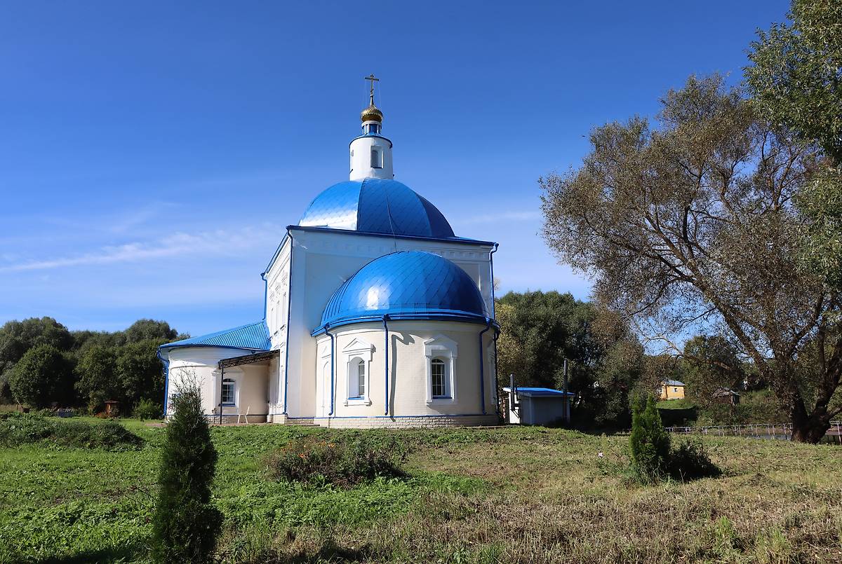 Вид с востока, фасады. Церковь Покрова Пресвятой Богородицы, Новокаменское (Суздальский район, Владимирская область)