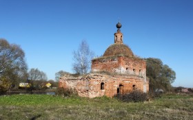 Новокаменское. Церковь Покрова Пресвятой Богородицы