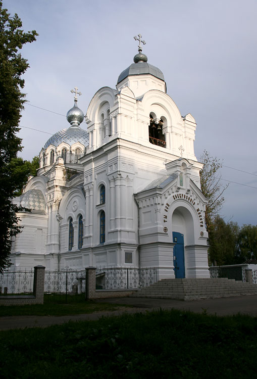 Вичуга. Церковь Воскресения Христова в Бонячках. фасады