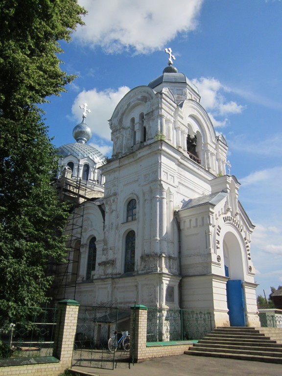 Вичуга. Церковь Воскресения Христова в Бонячках. фасады