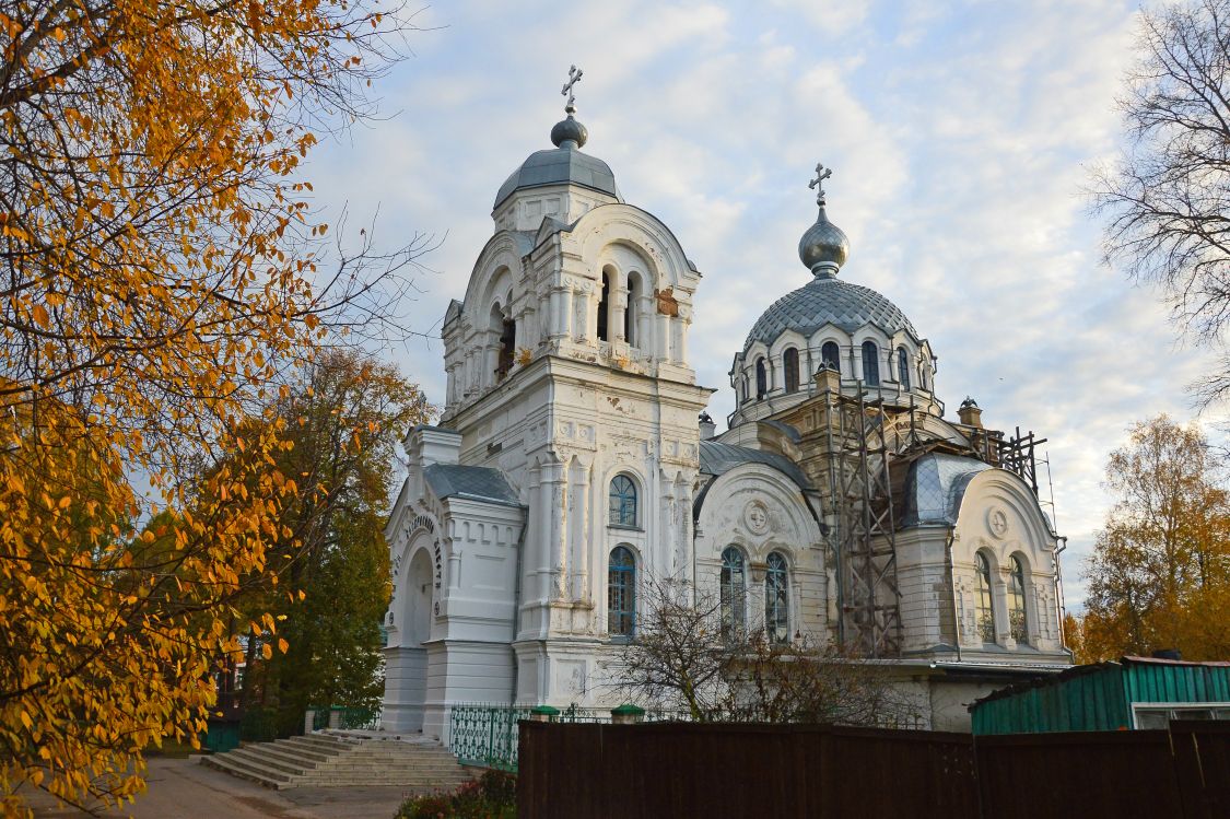 Вичуга. Церковь Воскресения Христова в Бонячках. фасады