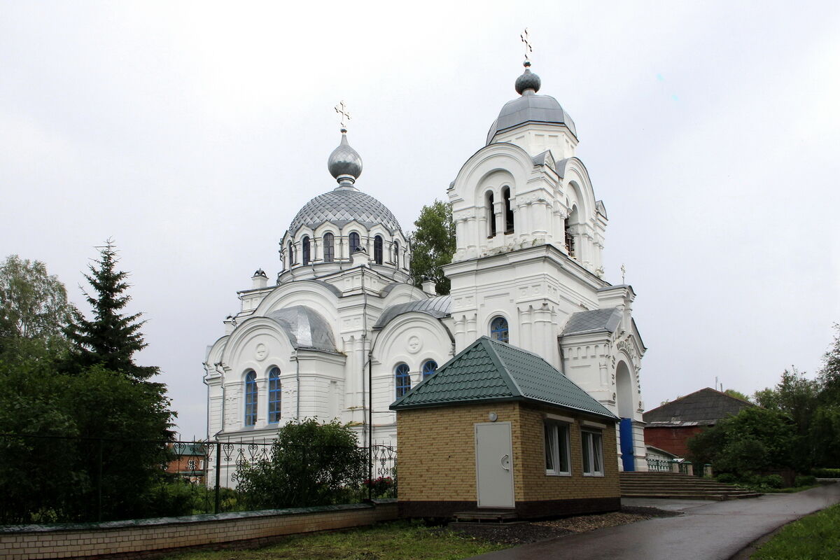 Церковь Воскресения Христова в Бонячках, Вичуга (Вичугский район, Ивановская область). фасады, Вид с северо-запада.