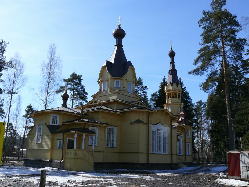 Вырица. Церковь Петра и Павла. фасады