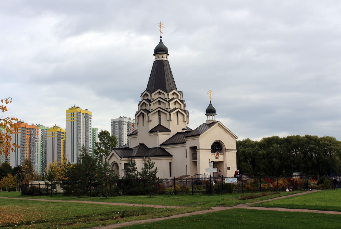 Церковь Георгия Победоносца в Купчино, Фрунзенский район (Санкт-Петербург, г. Санкт-Петербург). фасады