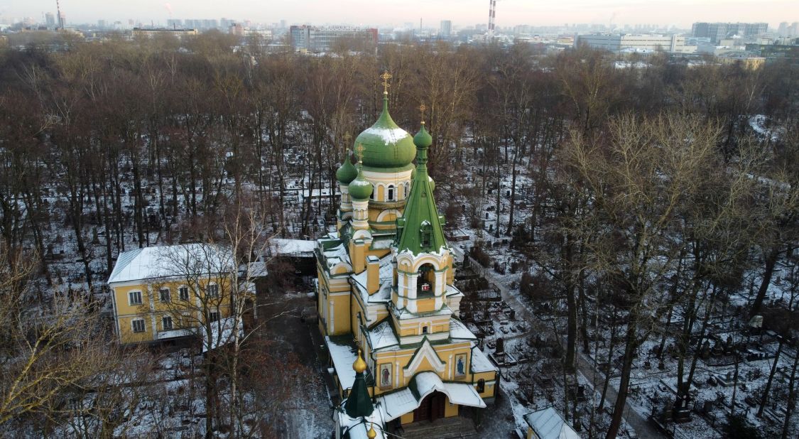 Церковь Иова Многострадального на Волковском кладбище, Фрунзенский район (Санкт-Петербург, г. Санкт-Петербург). общий вид в ландшафте