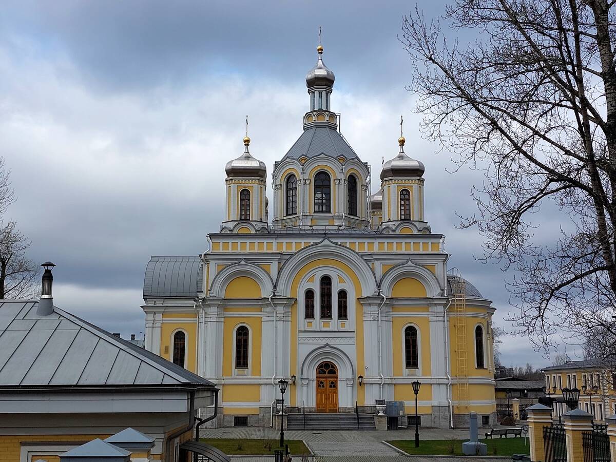Киновия Александро-Невской лавры. Собор Троицы Живоначальной, Невский район (Санкт-Петербург, г. Санкт-Петербург). фасады