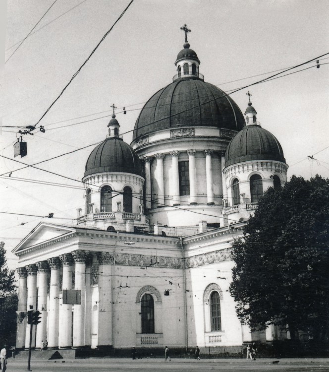 Собор Троицы Живоначальной (