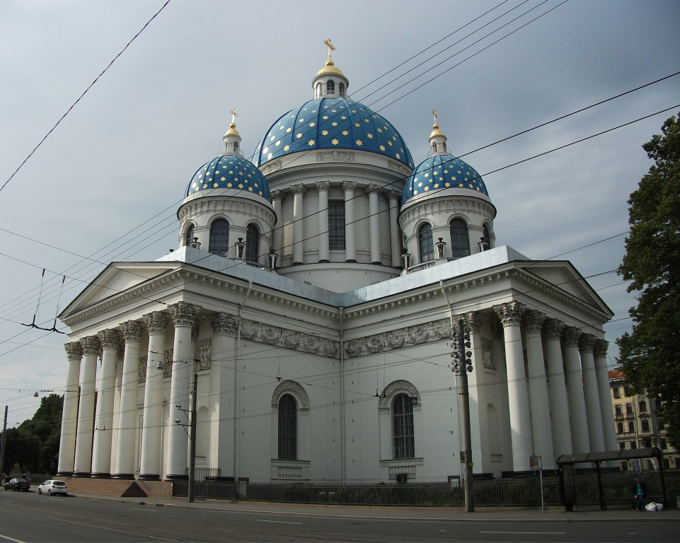 Адмиралтейский район. Собор Троицы Живоначальной (