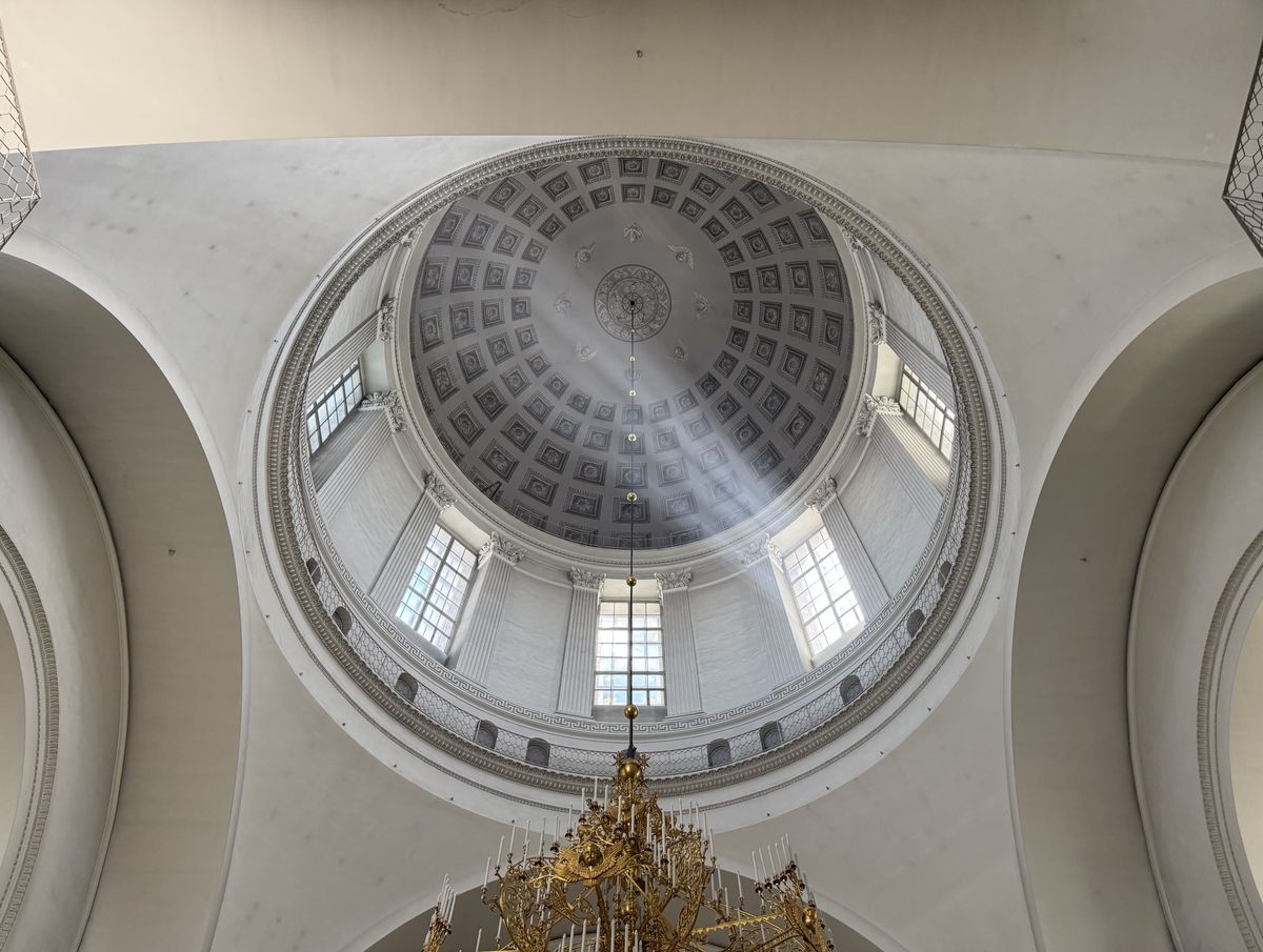 Подкупольное пространство, интерьер и убранство. Собор Троицы Живоначальной ("Измайловский"), Адмиралтейский район (Санкт-Петербург, г. Санкт-Петербург)