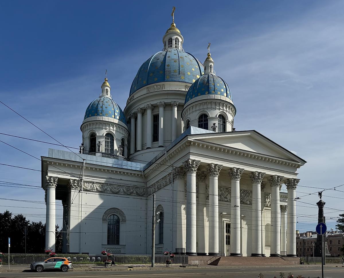 Вид с юго-запада, фасады. Собор Троицы Живоначальной ("Измайловский"), Адмиралтейский район (Санкт-Петербург, г. Санкт-Петербург)