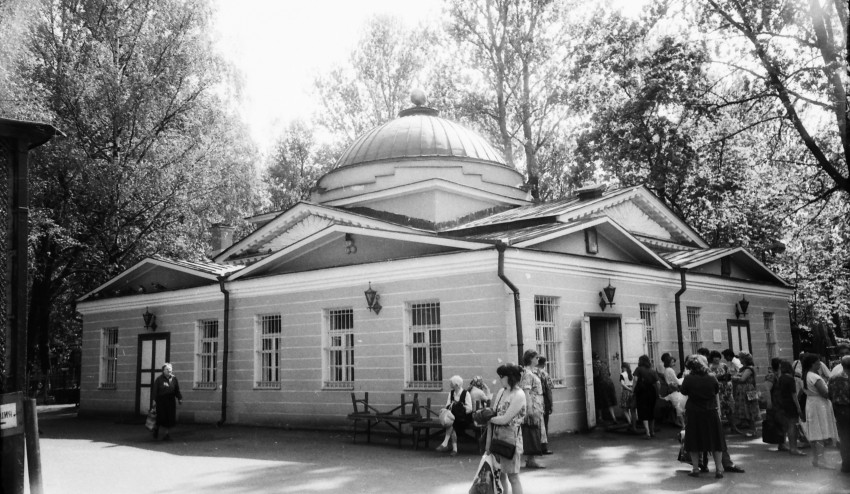 Церковь Николая Чудотворца на Большеохтинском кладбище, Красногвардейский район (Санкт-Петербург, г. Санкт-Петербург). фасады