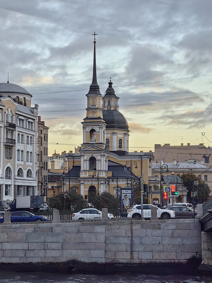 Церковь Симеона Богоприимца и Анны Пророчицы, Центральный район (Санкт-Петербург, г. Санкт-Петербург). общий вид в ландшафте