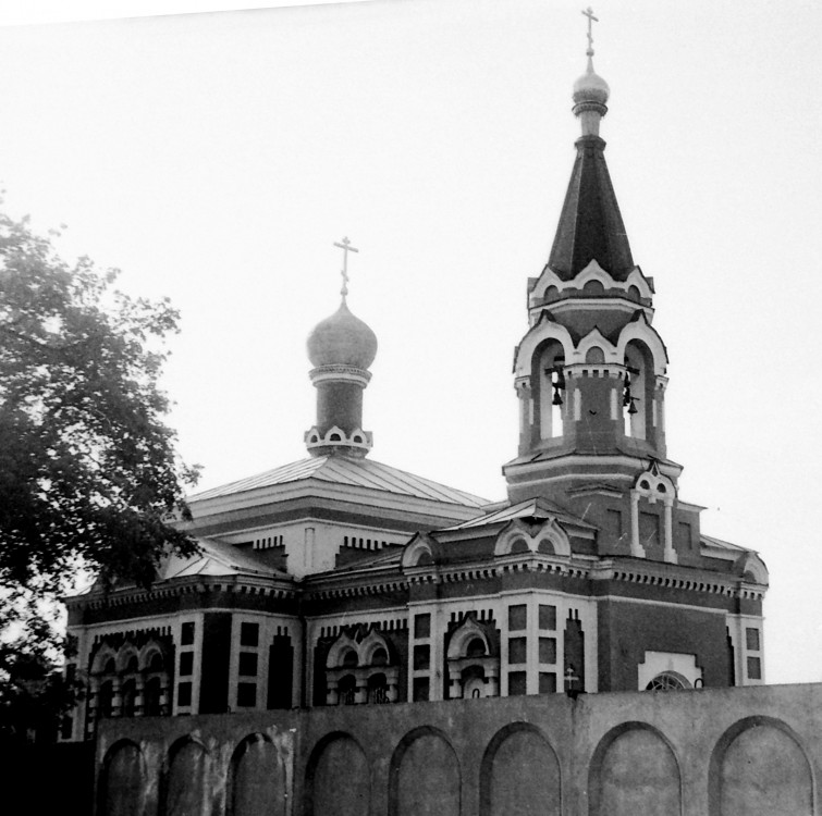 Фрунзенский район. Церковь Покрова Пресвятой Богородицы. фасады