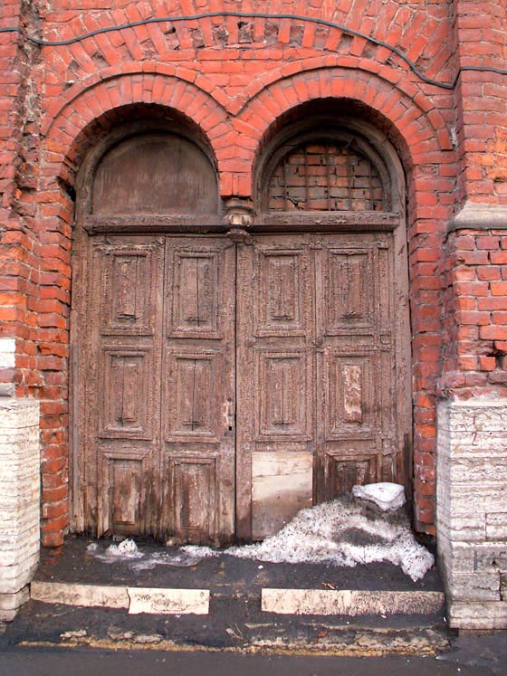 Фрунзенский район. Церковь Покрова Пресвятой Богородицы на Боровой улице. архитектурные детали