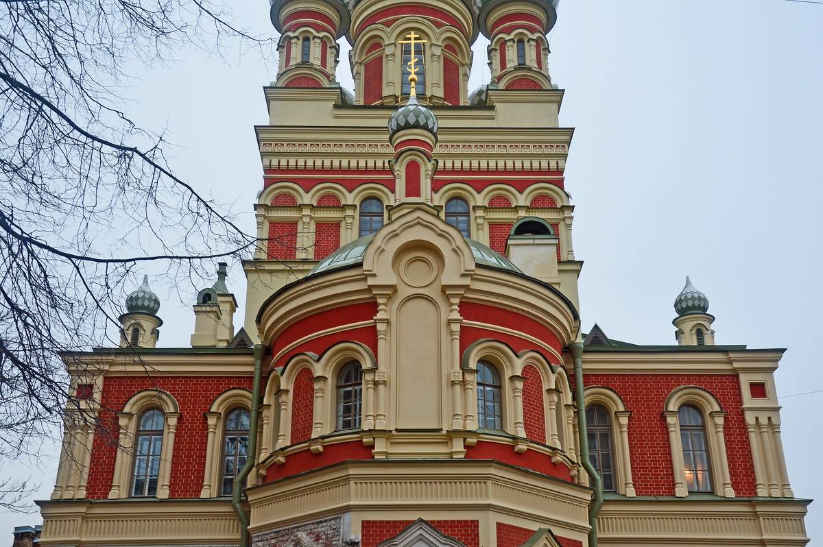 Церковь Покрова Пресвятой Богородицы на Боровой улице, Фрунзенский район (Санкт-Петербург, г. Санкт-Петербург). фасады