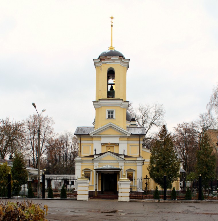 Церковь Космы и Дамиана в Болшеве, Королёв (Пушкинский район и гг. Ивантеевка, Королёв, Московская область). фасады