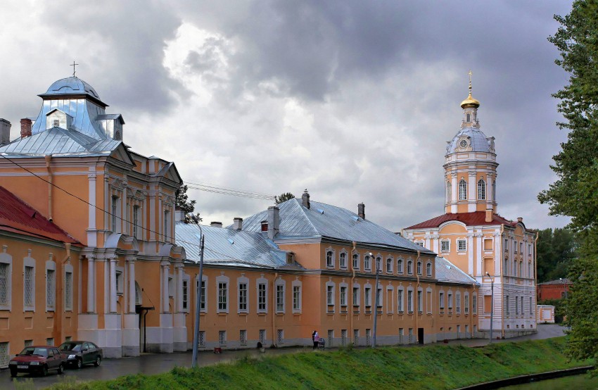 Центральный район. Троицкая Александро-Невская лавра. фасады