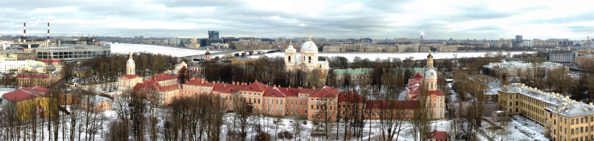 Центральный район. Троицкая Александро-Невская лавра. общий вид в ландшафте