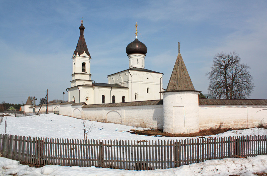 Вознесенский Оршин женский монастырь, Орша (Калининский район, Тверская область). общий вид в ландшафте
