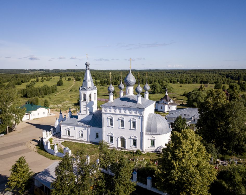 Годеново. Церковь Иоанна Златоуста. общий вид в ландшафте