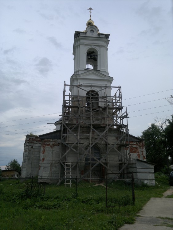 Мокрое. Церковь Николая Чудотворца. документальные фотографии, Храм восстанавливается. Идут службы по выходным дням.