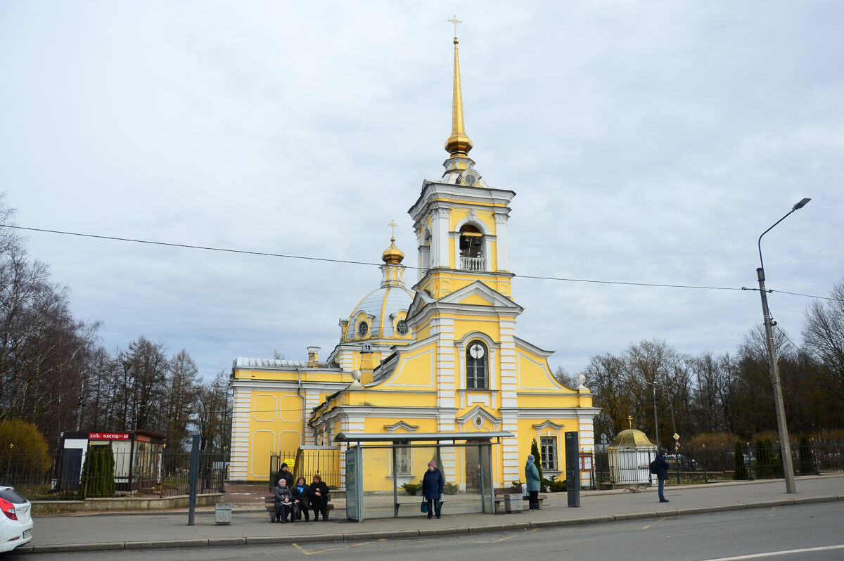 Красносельский район. Церковь Троицы Живоначальной в Красном Селе. фасады