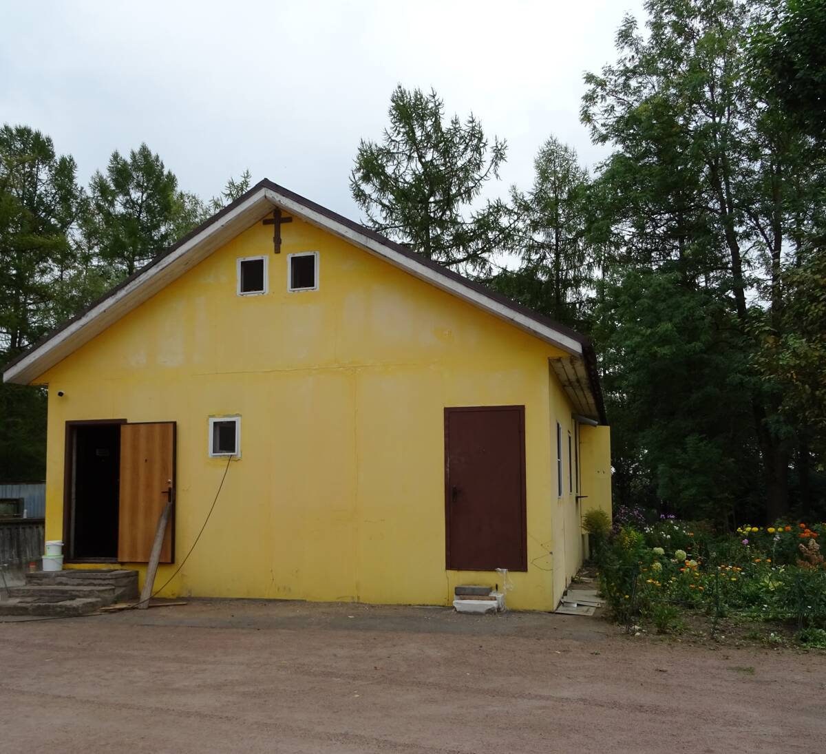 Церковь Троицы Живоначальной в Красном Селе, Красносельский район (Санкт-Петербург, г. Санкт-Петербург). дополнительная информация,  Пекарня и трапезная. Церковь Троицы Живоначальной в Красном Селе.