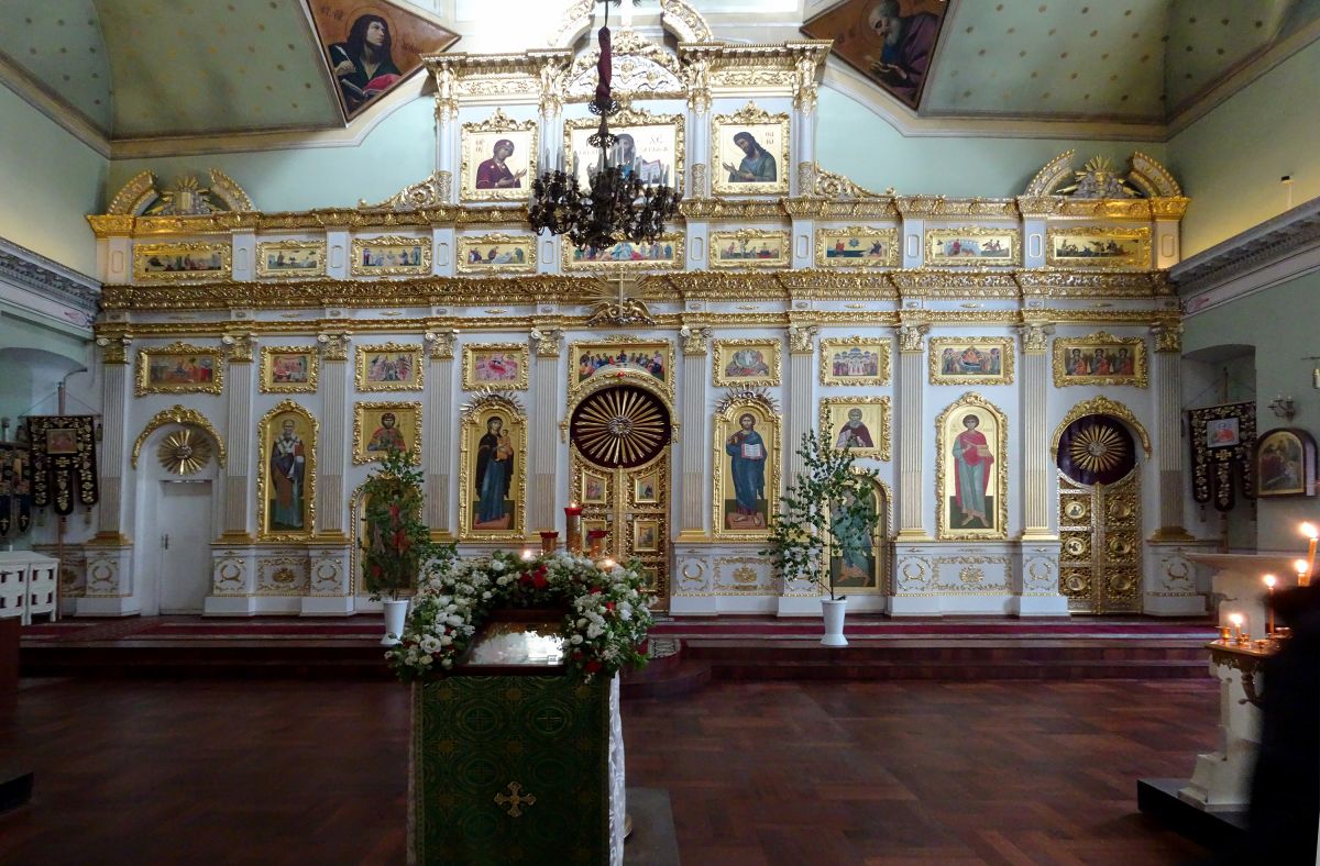 Церковь Пантелеимона Целителя в Соляном переулке, Центральный район (Санкт-Петербург, г. Санкт-Петербург). интерьер и убранство, Иконостас