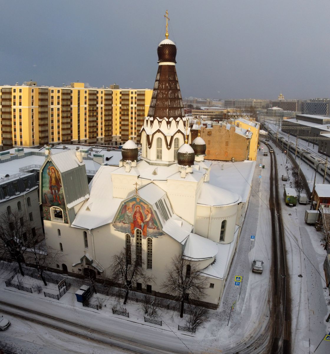 Церковь Петра, митрополита Московского на бывшем Творожковском подворье, Центральный район (Санкт-Петербург, г. Санкт-Петербург). общий вид в ландшафте