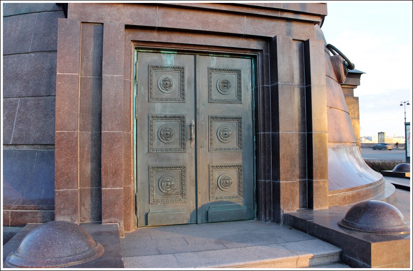 Часовня Троицы Живоначальной (в честь 300-летия Петербурга), Петроградский район (Санкт-Петербург, г. Санкт-Петербург). архитектурные детали