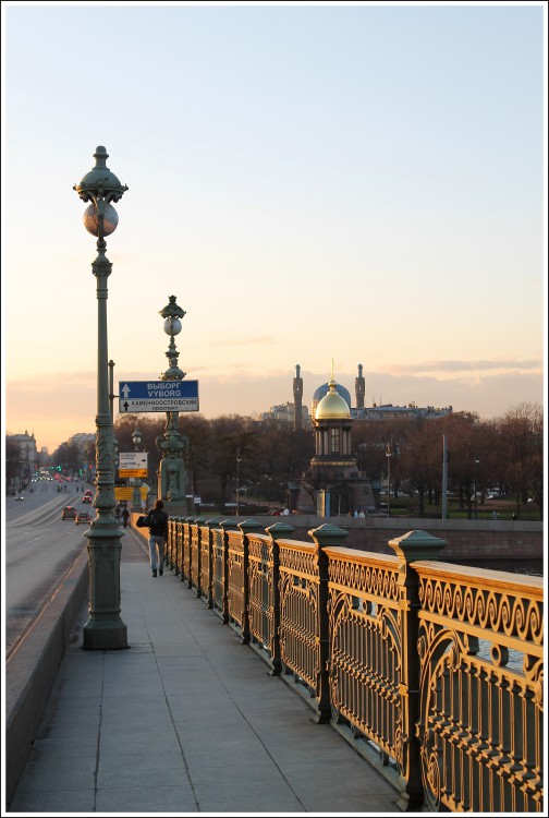 Часовня Троицы Живоначальной (в честь 300-летия Петербурга), Петроградский район (Санкт-Петербург, г. Санкт-Петербург). дополнительная информация
