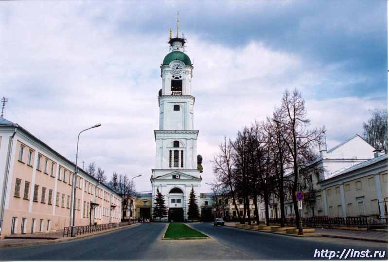 Саров. Успенская пустынь. архитектурные детали, Общий вид монастыря с колокольней