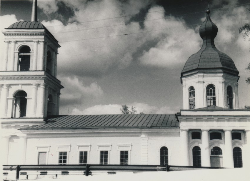 Церковь Михаила Архангела, Хотилово (Бологовский район, Тверская область). фасады, Собственная съемка