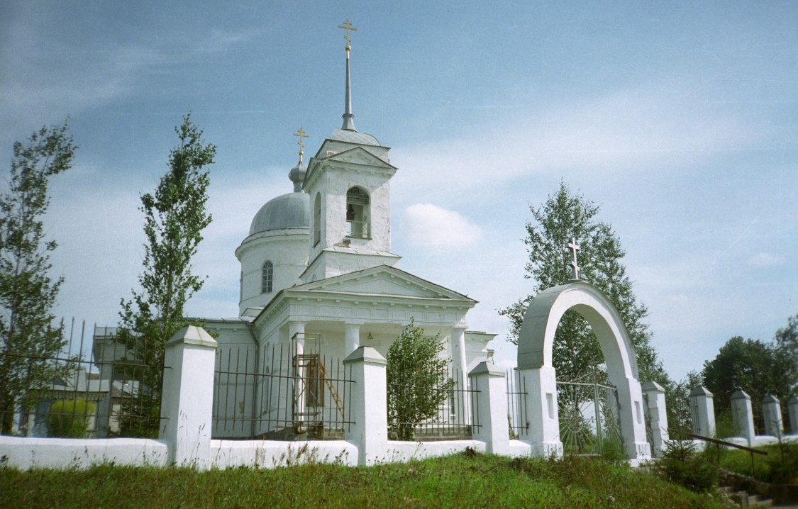 Церковь Спаса Преображения, Куженкино (Бологовский район, Тверская область). фасады