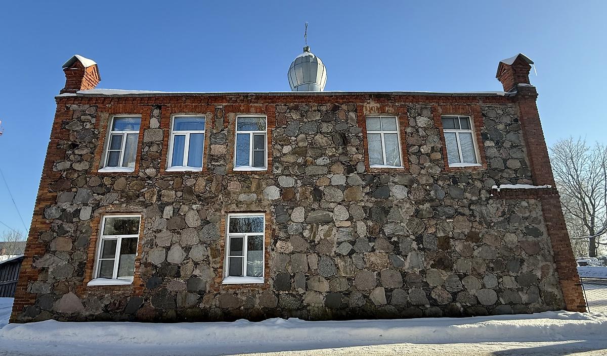 Вид с запада, фасады. Церковь Петра и Павла, Бежаницы (Бежаницкий район, Псковская область)