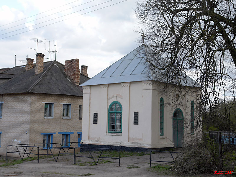 Часовня Тихвинской иконы Божией Матери, Бежаницы (Бежаницкий район, Псковская область). фасады