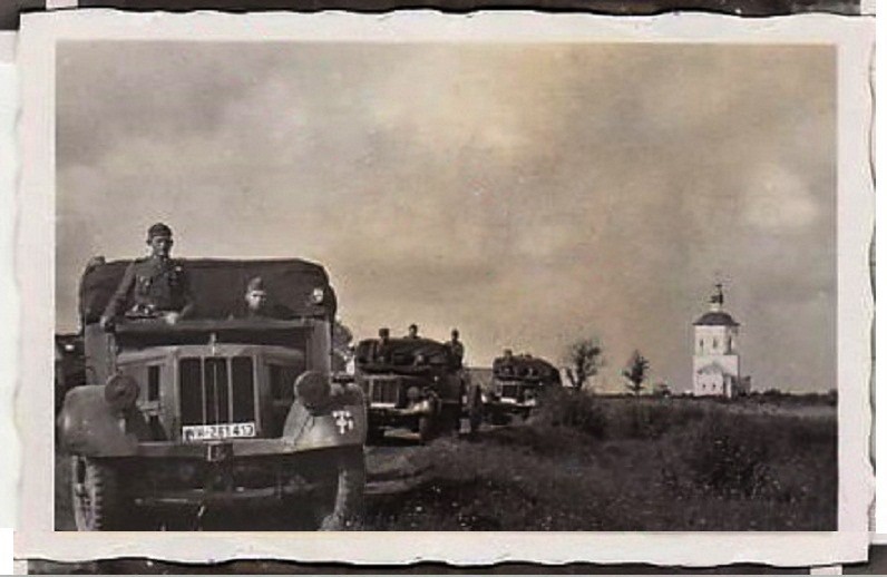 Церковь Николая Чудотворца, Голенищево (Локнянский район, Псковская область). архивная фотография, Редкий ракурс со стороны абсиды. Фото 1941 г. с аукциона e-bay.de