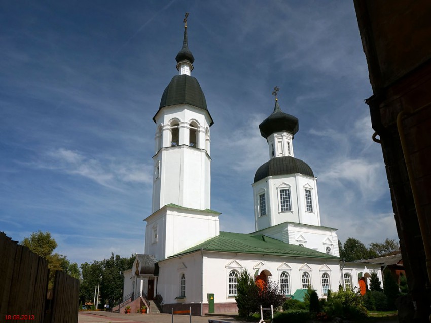 Великие Луки. Кафедральный собор Вознесения Господня. фасады