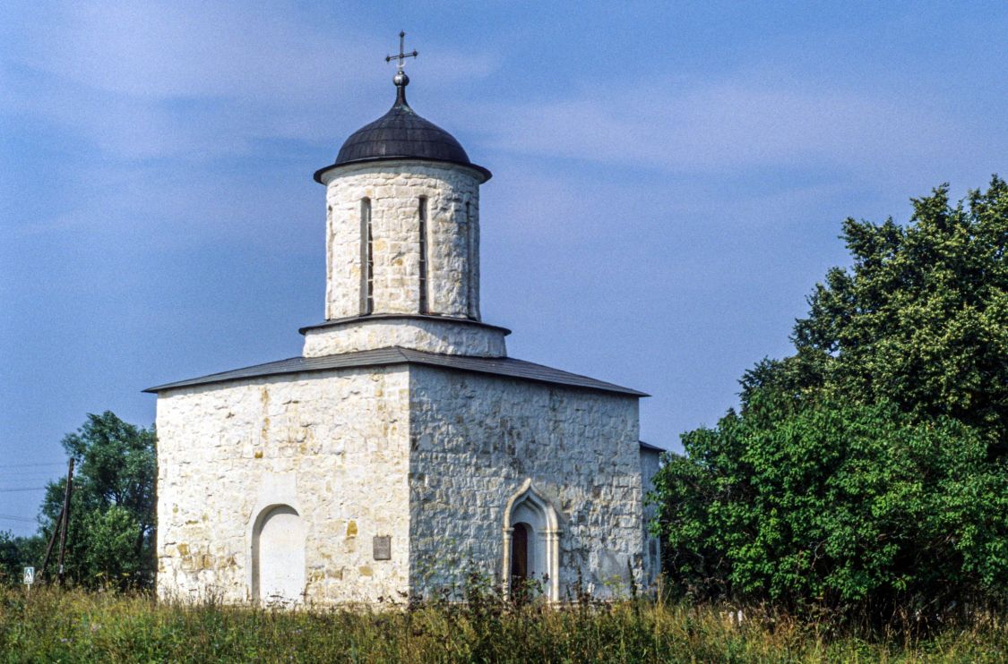 Церковь Николая Чудотворца, Каменское (Наро-Фоминский городской округ, Московская область). фасады
